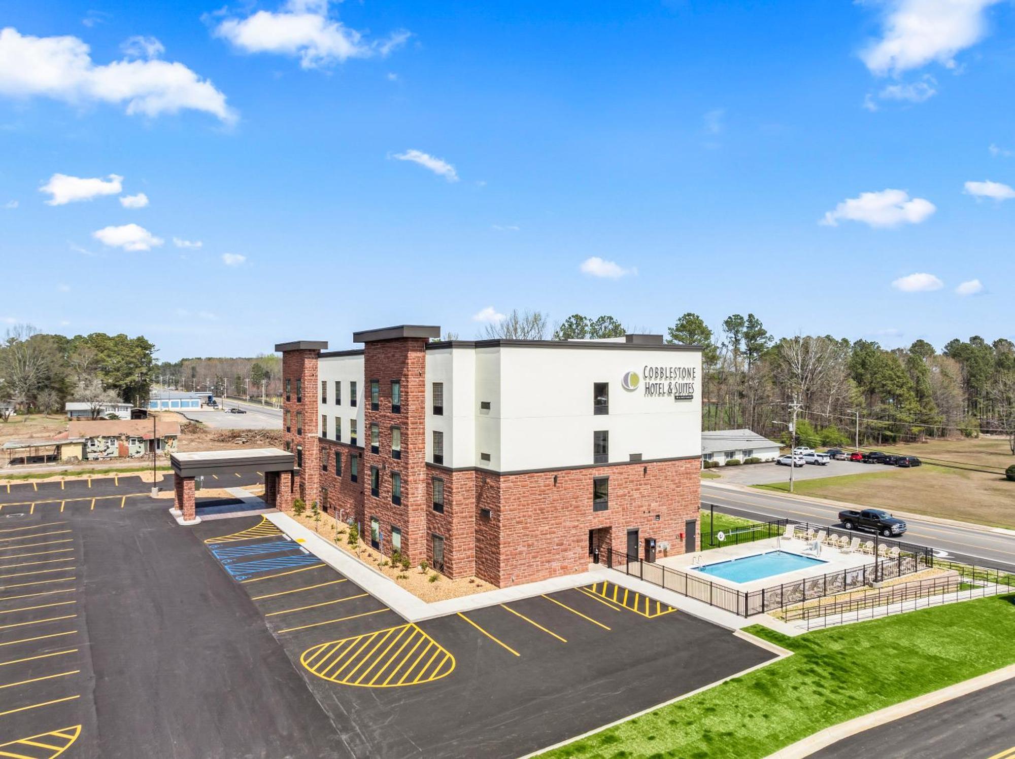 Cobblestone Hotel & Suites - Cullman Exterior foto